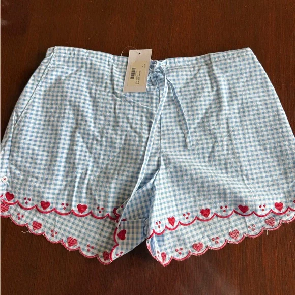 NWT Erica Wilson Blue Gingham Scallop Hem Shorts - Picture 2 of 4